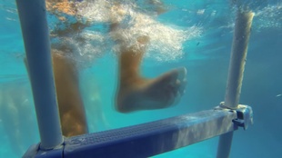 4. Download full pics of Fisting and fuck in the pool from czechgardenparty.com