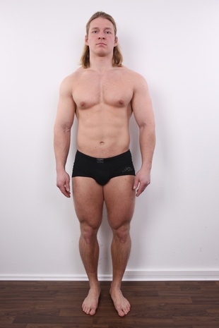 8. Download full pics of model Karel (23) from czechgaycasting.com