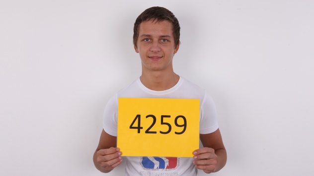 CZECH GAY CASTING - ROBERT (4259)
