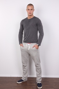 2. Download full pics of Zdenek (18) from czechgaycasting.com