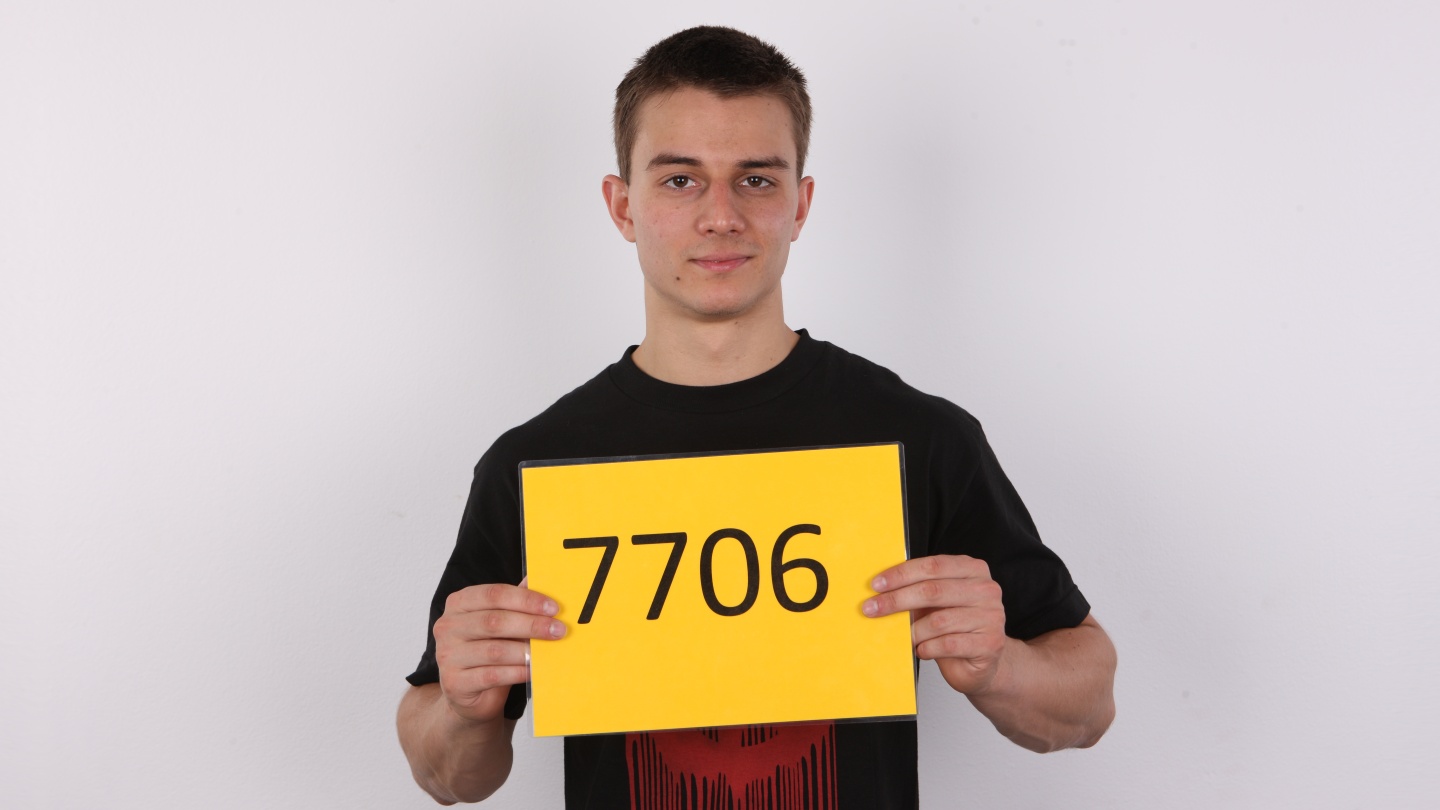 Simon (22)