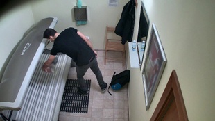 1. Download full pics of Buff Guy’s Private Solarium Reveal from czechgav.com