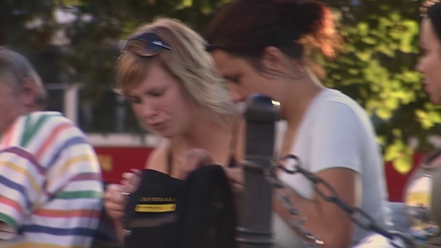 1. Download full pics of Přepadení zezadu - žádná varování, jen akce from czechjacker.com