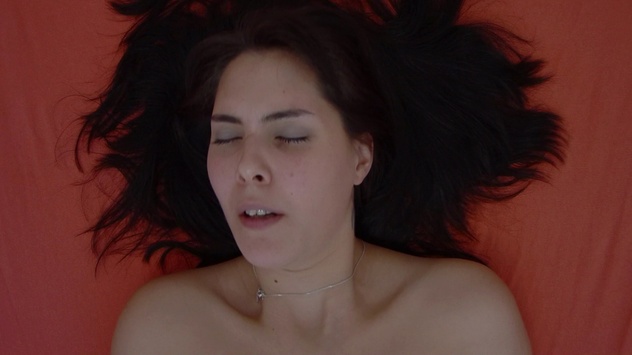 Tight Little Hole Gets Stretched – Fresh Meat’s About to Burst