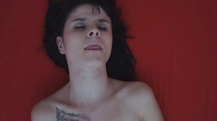 3. Download full pics of 年轻的妈妈和她的阴户 from czechorgasm.com