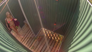 1. Download full pics of Sladká blondýnka amatérka from czechpool.com