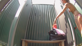 3. Download full pics of Krásná dívka má dokonalou kundičku from czechpool.com