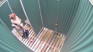 1. Download full pics of Malá roztomilá prsa from czechpool.com