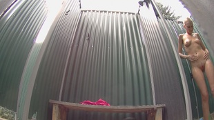 4. Download full pics of Mokrá supermodelka from czechpool.com