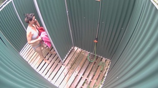 1. Download full pics of Zralá máma from czechpool.com