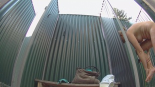 4. Download full pics of Nezapomenutelná svatební sprcha nové nevěsty from czechpool.com