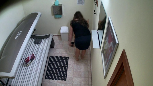 1. Download full pics of Busty Babe's Steamy Solarium Show from czechsolarium.com