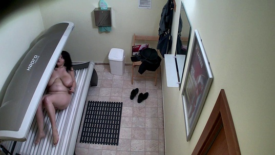 3. Download full pics of Busty MILF Gets Steamy in Solarium from czechsolarium.com