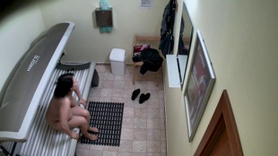 6. Download full pics of Busty MILF Gets Steamy in Solarium from czechsolarium.com