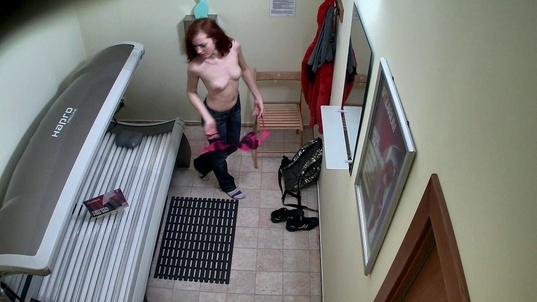 2. Download full pics of Ginger Teen Lights Up the Solarium from czechsolarium.com