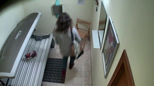 1. Download full pics of Brunette’s Tanning Session Turns Steamy from czechsolarium.com