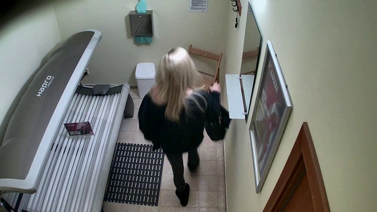 1. Download full pics of Slim Blonde’s Sensational Show from czechsolarium.com