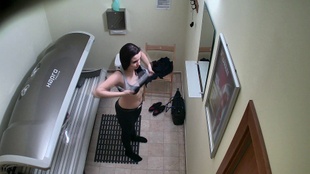 6. Download full pics of Garota safada exposta no solário from czechav.com