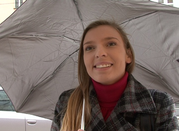 1. Download full pics of Diplomatin mit Sperma im Gesicht from czechstreets.com