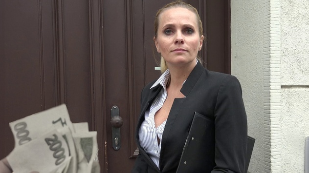 Real estate agent Petra