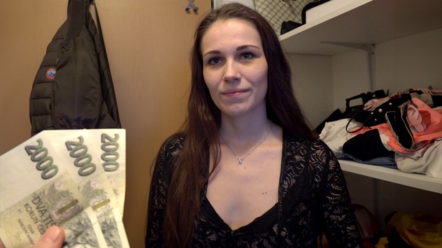 Czech Streets: Sexy whore does anal without condom