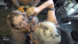 3. Download full pics of Inky Kinky Holes from dirtysarah.com