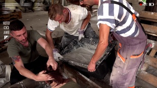 2. Download full pics of Anything for Cash from extremestreets.com