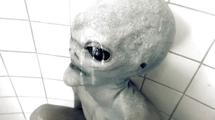 6. Download full pics of UFO from Roswell (Gay Edition) from gayhorrorporn.com