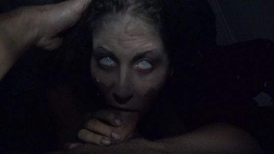 1. Download full pics of Die Angst kommt nach Einbruch der Dunkelheit from goperv.com