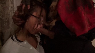 3. Download full pics of IT is a clown from horrorporn.com