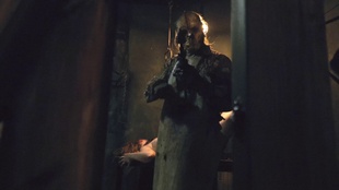 1. Download full pics of 屠夫 from goperv.com