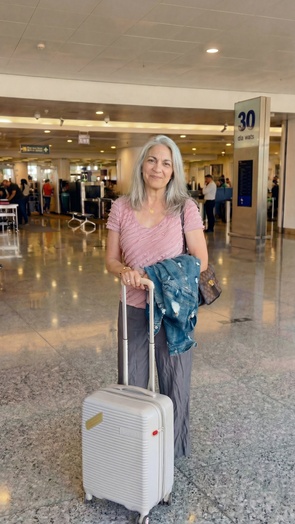 2. Download full pics of Martha (57) from liveflirt.com