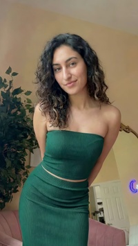 Live Flirt: Maya (25)