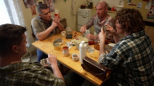 1. Download full pics of Lille steddatter delt med kammerater from monstercockgang.com