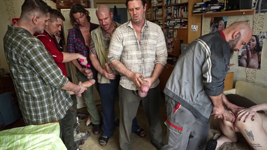 6. Download full pics of Spritzorgie für perverse Onkel from monstercockgang.com