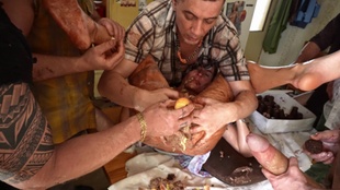 5. Download full pics of Riempito, distrutto, schizzato: l'incubo anale di MILF from monstercockgang.com