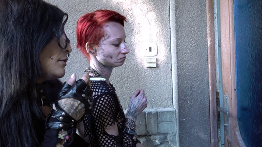 1. Download full pics of Lizard Lick from goperv.com