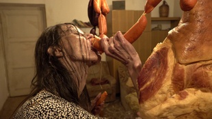 1. Download full pics of Ospitalità perversa from perversefamily.com