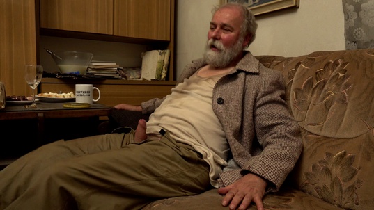 9. Download full pics of 排队等表弟 from goperv.com