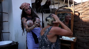 11. Download full pics of Orgie sur la tête rasée from goperv.com