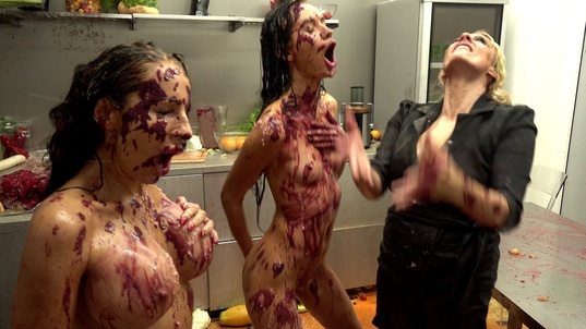 6. Download full pics of Enormes aberturas anais from powerfetish.com