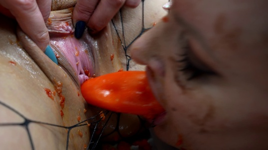 1. Download full pics of Игры в душе и грязные оральные утехи from goperv.com