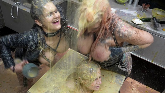 5. Download full pics of 肮脏的婊子 from goperv.com