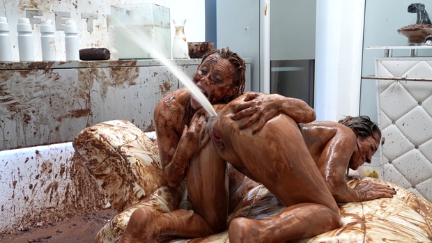4. Download full pics of Deep Enema Wash from nudz.com