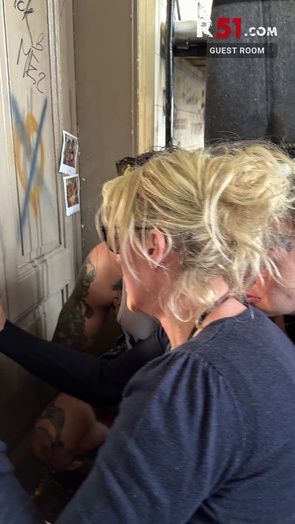 3. Download full pics of Day 2 - Morning sex from r51.com