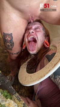 R51.com: Day 15 - Extreme Food Orgy