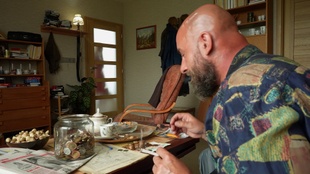 3. Download full pics of Gråhåret blondine - del 1 from redneckjohn.com