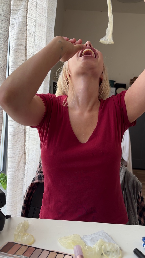 Red shirt, snack, and a stupid throat dare 💦
