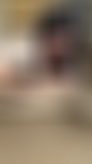 6. Download full pics of Carpet got breakfast, i gagged until it did 🤢 from selfiefetish.com