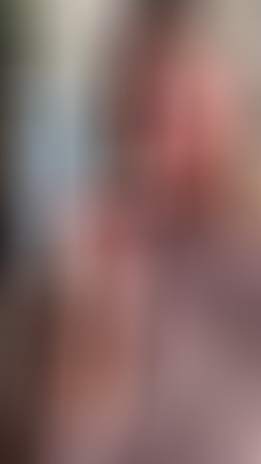 6. Download full pics of Maglione rosa alzato, tette in bella vista. La pipì resta chiusa 😏 from selfiefetish.com